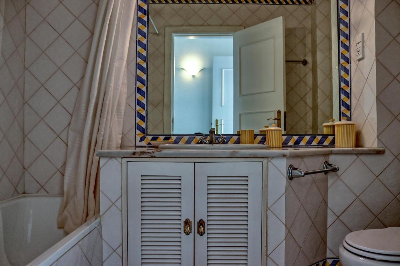 Villa V2 Duplex - Vilamoura Tennis クアルテイラ エクステリア 写真